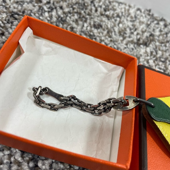 Authentic HERMES lemon keychain with box and certificate - Picture 2 of 8
